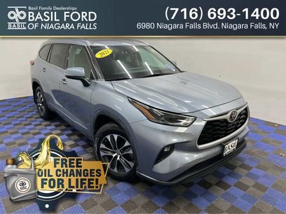 Used 2021 Toyota Highlander XLE