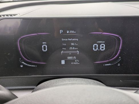 Used 2023 Kia Sportage EX image 10