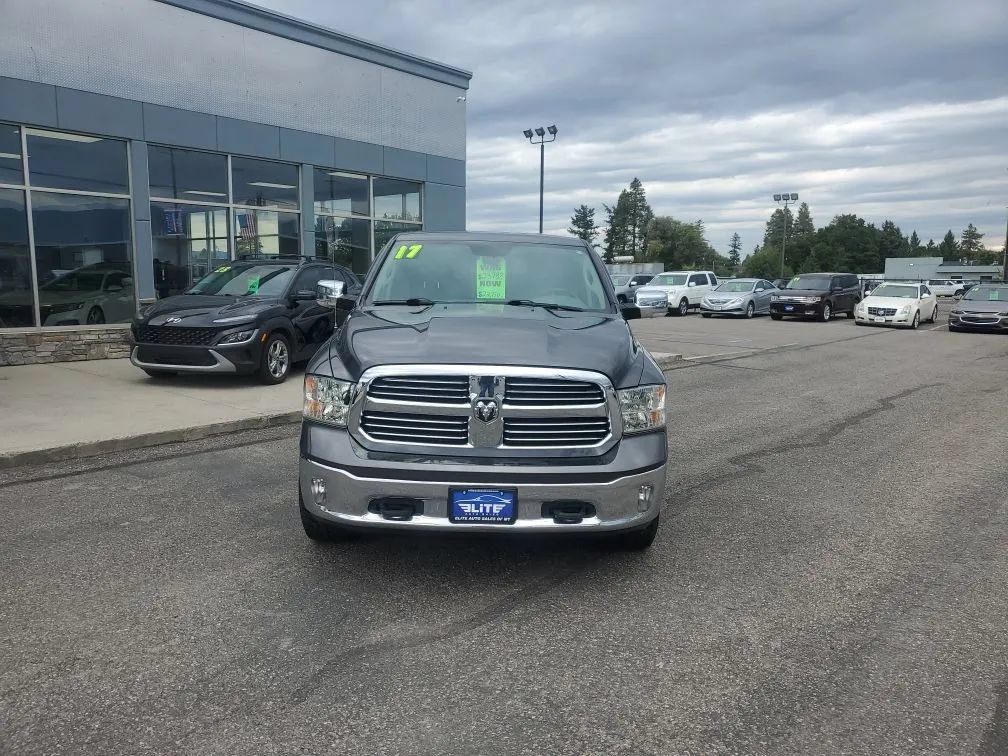 Used 2017 RAM 1500 Big Horn AWD/4WD image 3