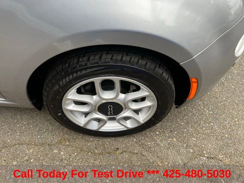 Used 2015 FIAT 500 Pop FWD image 12