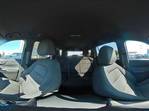 Used 2025 Chevrolet Equinox LT FWD image 37