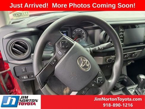 Used 2023 Toyota Tacoma SR AWD/4WD image 12