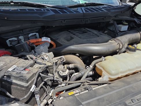 Used 2021 Ford F150 Lariat AWD/4WD image 17