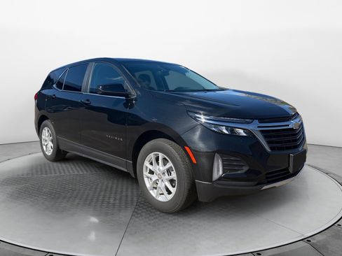 Used 2023 Chevrolet Equinox LT AWD/4WD image 4