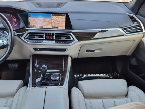 Used 2021 BMW X5 xDrive40i w/ Premium Package 3 AWD/4WD image 12