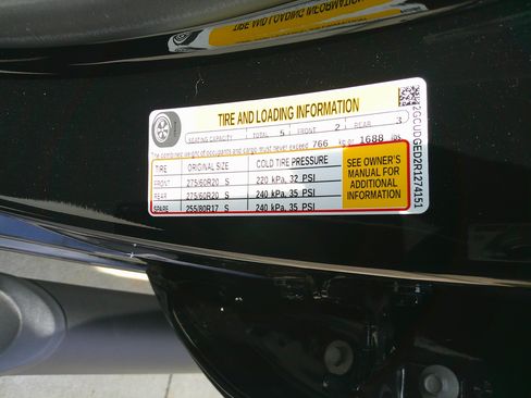 Used 2024 Chevrolet Silverado 1500 LTZ w/ LTZ Premium Package image 36