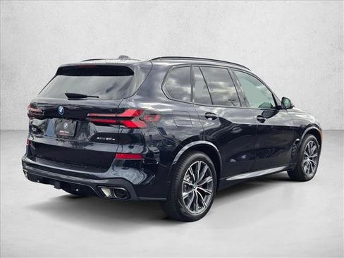 New 2026 BMW X5 xDrive50e w/ M Sport Package AWD/4WD image 2