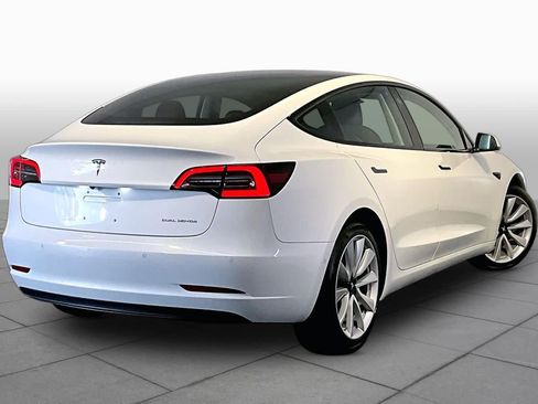 Used 2018 Tesla Model 3 Long Range AWD/4WD image 11