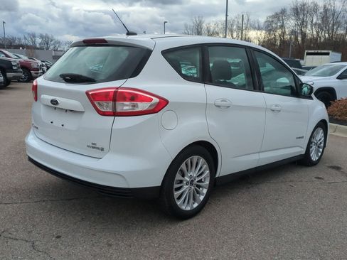 Used 2017 Ford C-MAX SE image 8