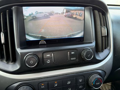 Used 2022 Chevrolet Colorado LT w/ Fleet Safety Package image 26