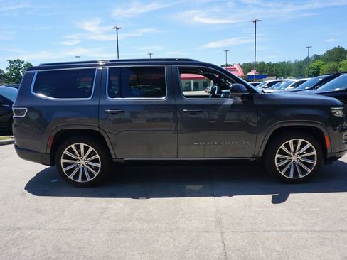 Used 2022 Jeep Grand Wagoneer Series II w/ Convenience Group III AWD/4WD image 24