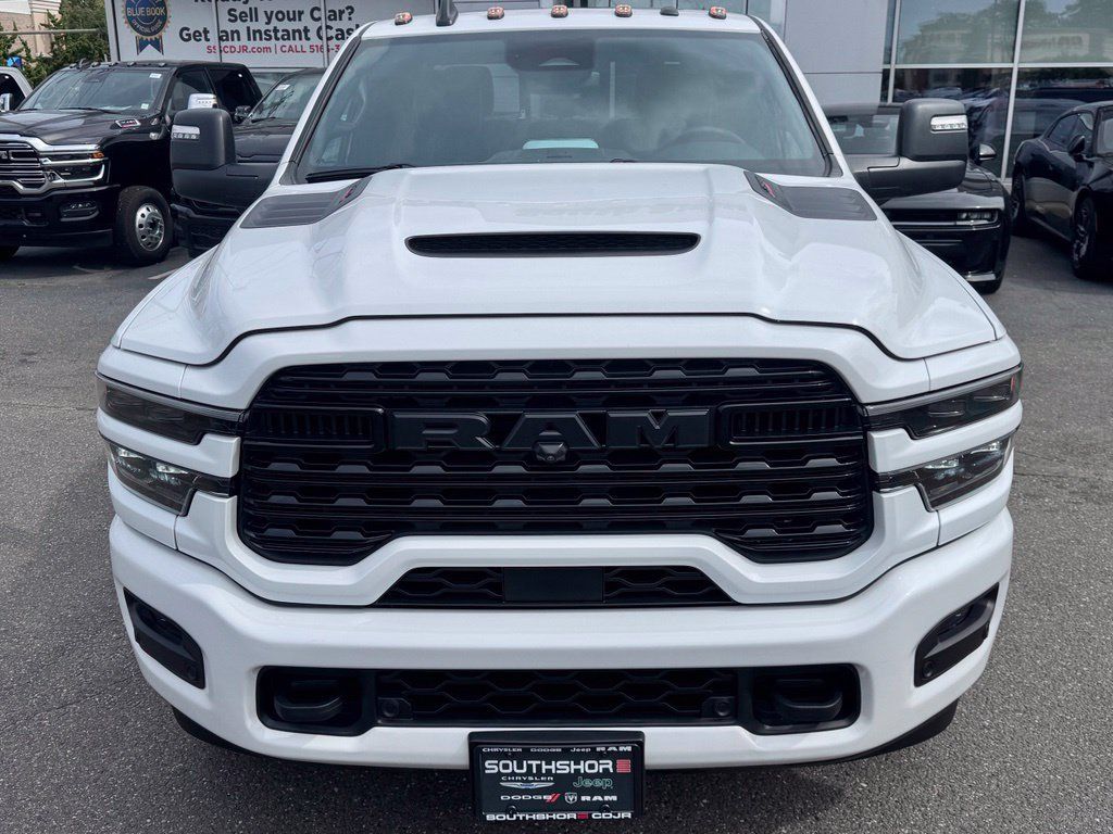 Used 2026 RAM 3500 Limited AWD/4WD image 2