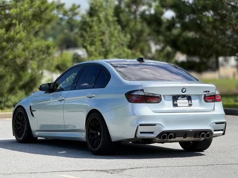 Used 2017 BMW M3 RWD image 10