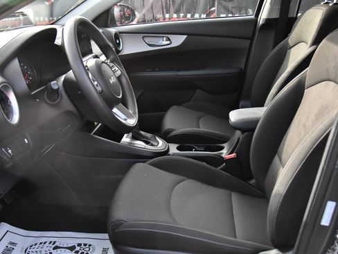 Used 2024 Kia Forte LXS image 16