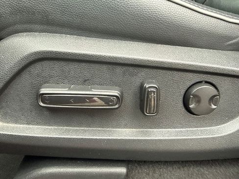 Used 2023 Honda Pilot Elite image 25