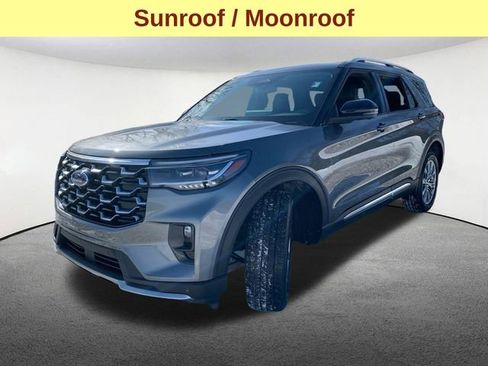 Used 2025 Ford Explorer Platinum image 5