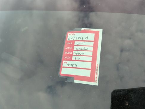 Used 2021 Hyundai Tucson SE image 5