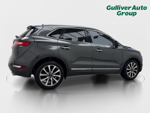 Used 2019 Lincoln MKC Reserve FWD image 9