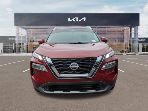 Used 2023 Nissan Rogue SL AWD/4WD image 7