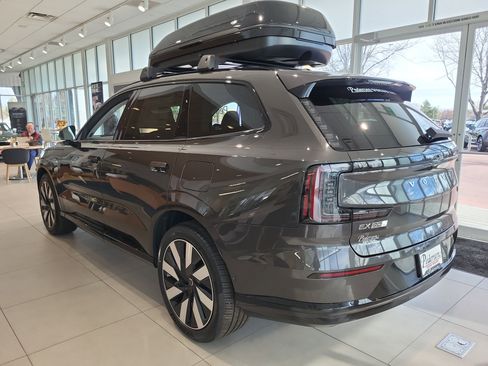 New 2025 Volvo EX90 Ultra w/ Protection Package Premier image 3