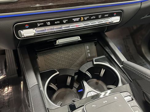 Certified 2025 Mercedes-Benz GLS 450 4MATIC image 33