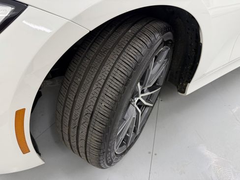 Used 2022 BMW 330i xDrive 330i xDrive w/ Driving Assistance Package image 54