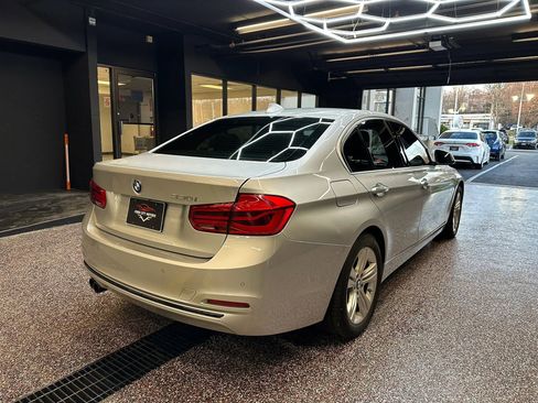 Used 2017 BMW 330i Sedan image 7