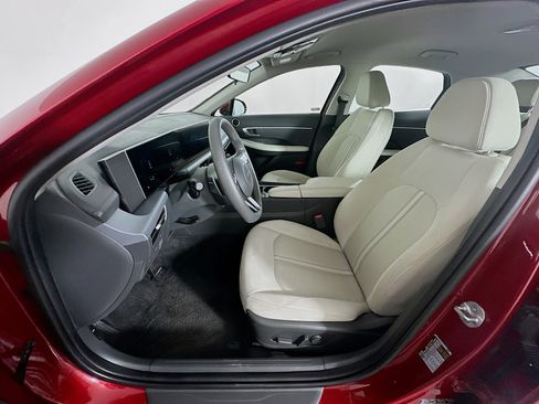 Used 2025 Hyundai Sonata SEL image 13