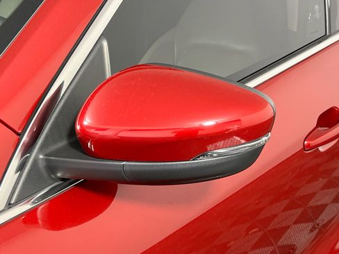 Used 2020 Ford Escape Titanium w/ Titanium Premium Package 2.0 image 12