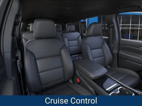 New 2026 Chevrolet Traverse LT image 18