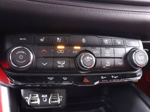 Used 2022 Dodge Durango R/T w/ Trailer Tow Group IV AWD/4WD image 24