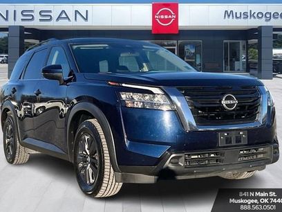 Used 2022 Nissan Pathfinder SV
