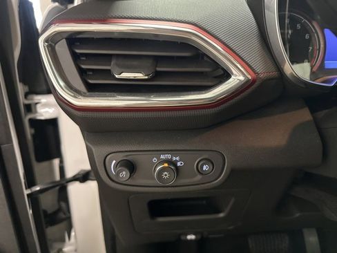 Used 2022 Chevrolet TrailBlazer RS w/ Sun and Liftgate Package image 20