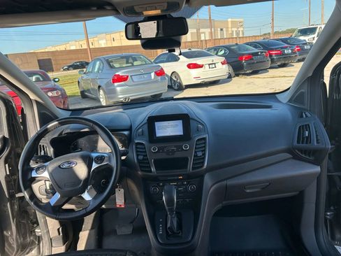 Used 2020 Ford Transit Connect XLT image 19