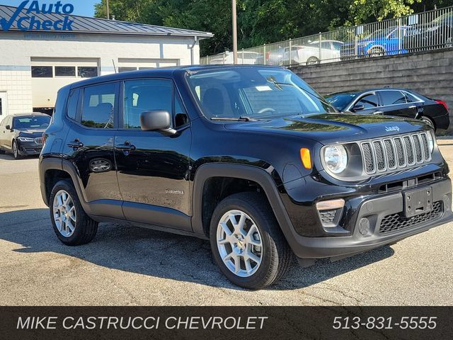 Used 2023 Jeep Renegade Latitude AWD/4WD image 7