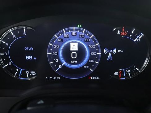 Used 2019 Cadillac Escalade Luxury AWD/4WD image 21
