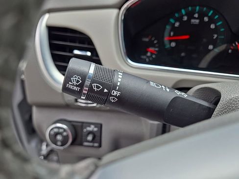 Used 2016 Chevrolet Traverse LTZ AWD/4WD image 24