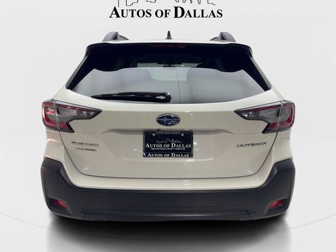 Used 2025 Subaru Outback Premium image 7