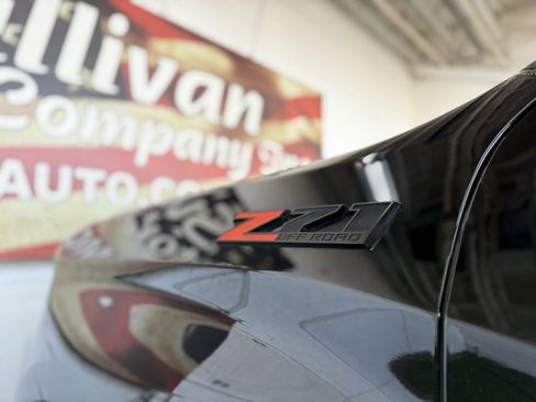 Used 2021 Chevrolet Silverado 1500 LTZ w/ LTZ Premium Package image 18