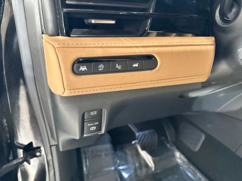 Certified 2025 INFINITI QX80 Luxe image 15