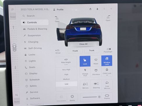 Used 2023 Tesla Model X AWD/4WD image 88