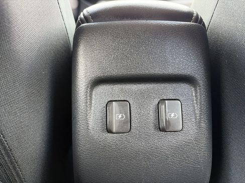 Certified 2024 Nissan Kicks SV FWD image 25