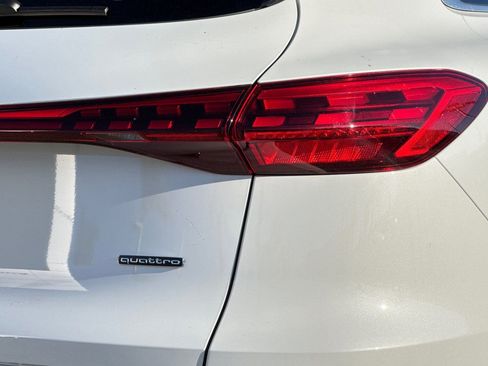 New 2025 Audi Q5 Premium Plus image 23