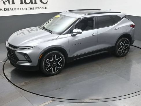 Used 2024 Chevrolet Blazer RS w/ Driver Confidence II Package AWD/4WD image 43