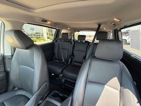 Used 2023 Honda Odyssey EX-L image 12