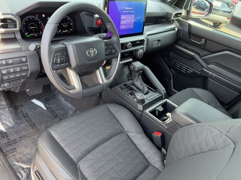 Certified 2026 Toyota 4Runner TRD Off-Road Premium w/ Tow Technology Package image 19