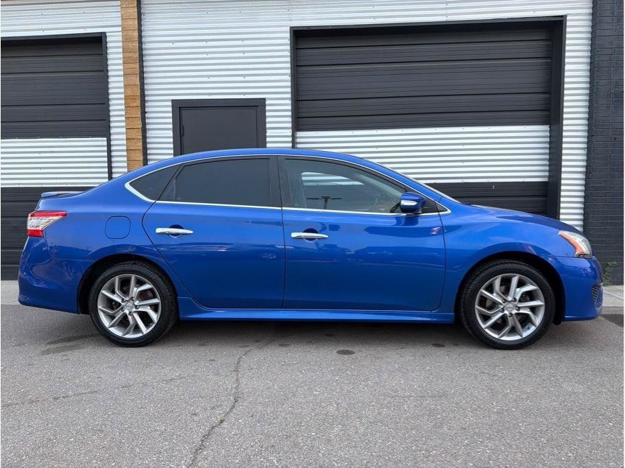 Used 2015 Nissan Sentra SR FWD image 11