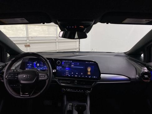 Used 2024 Chevrolet Equinox EV RS image 13