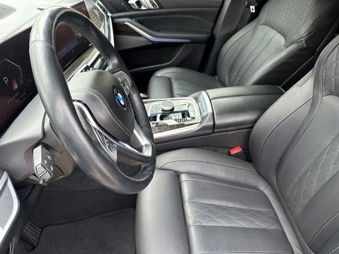 Used 2023 BMW X7 xDrive40i w/ Premium Package AWD/4WD image 19