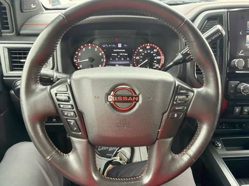Used 2023 Nissan Titan PRO-4X w/ Pro-4x Convenience Package AWD/4WD image 19